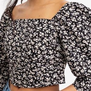 Brand new Levi’s “Yvie” Top